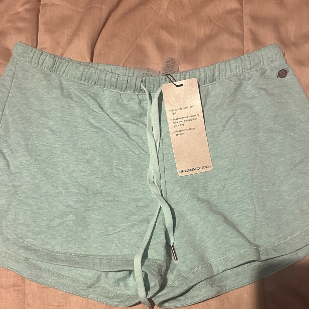Women's heathered green Shorts